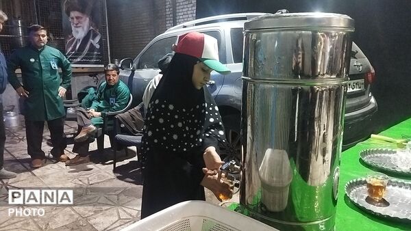 گذری بر موکب فلکه ایران نیشابور در چهل و چهارمین شب از اجتماعات مردمی 