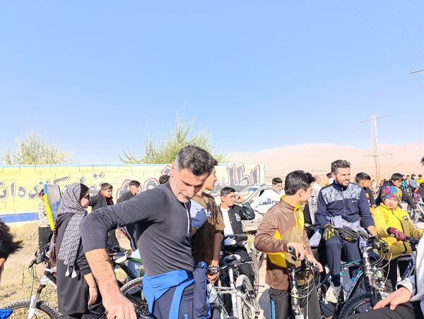 برگزاری همایش دوچرخه‌سواری در آشخانه به‌مناسبت روز دانش‌آموز 