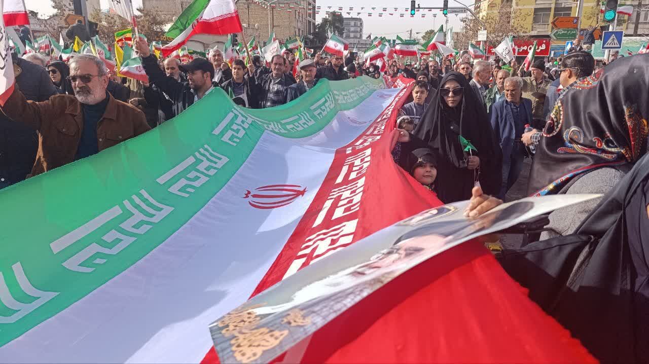 راهپیمایی ۲۲ بهمن برای ایرانی آباد و امید به فردایی بهتر است