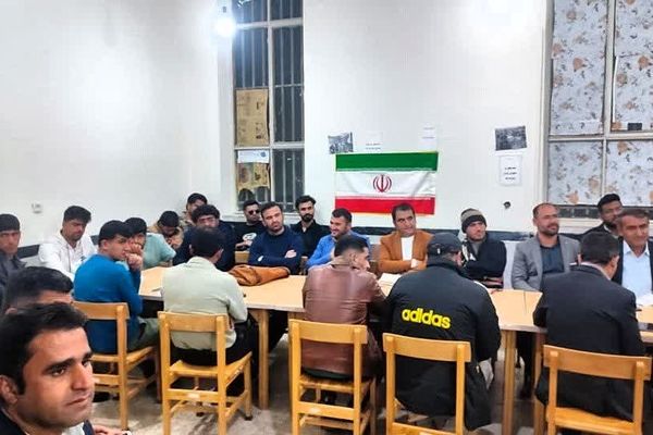 برگزاری شب شعر در منطقه جاورده 