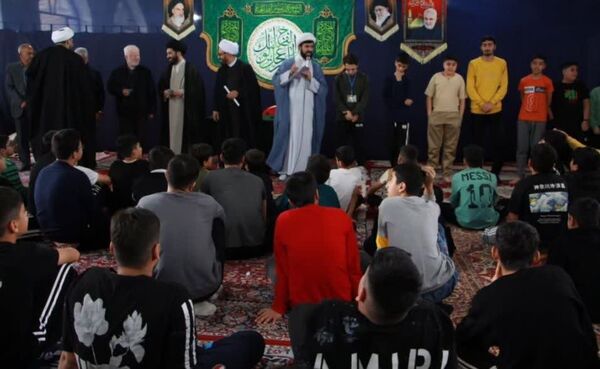 اعتکاف دانش‌آموزان در گلستان