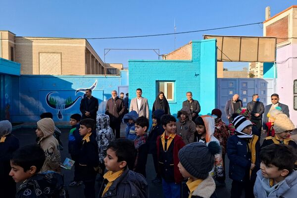 گرامیداشت حماسه 9 دی در دبستان شاهد شهید قدوسی ناحیه 2 شهرری 