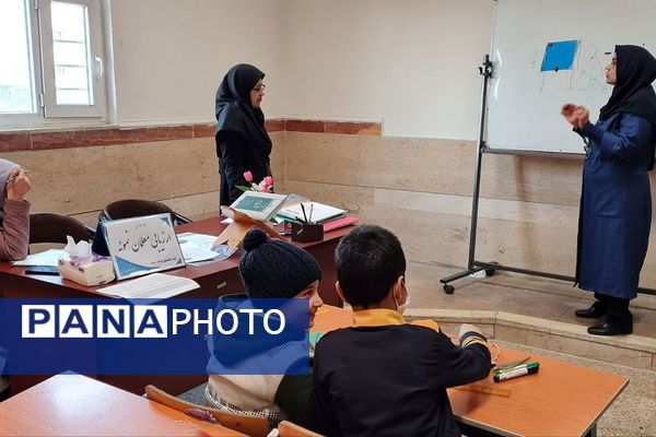 برگزاری فرایند مصاحبه انتخاب معلمان نمونه در مقطع ابتدایی، متوسطه اول و دوم در ری یک