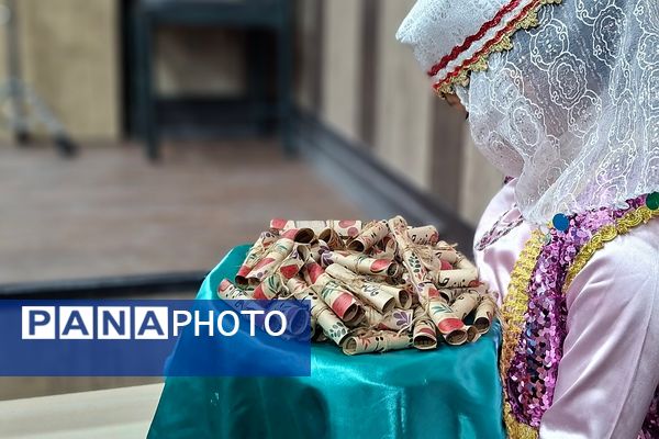 یلدا با نخستین جشنواره‌ هنرهای آوایی کانون ملائک در قرچک