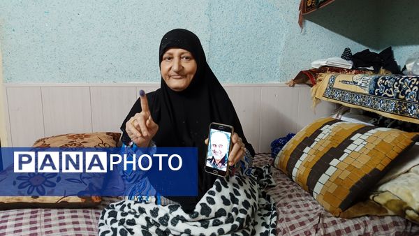 حضور اقشار مختلف مردم لارستان پای صندوق‌های رای