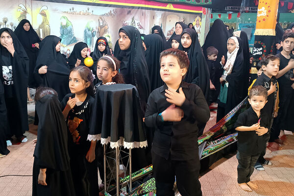 برنامه‌های متنوع «حسینیه کودک» در حرم حضرت معصومه(س)