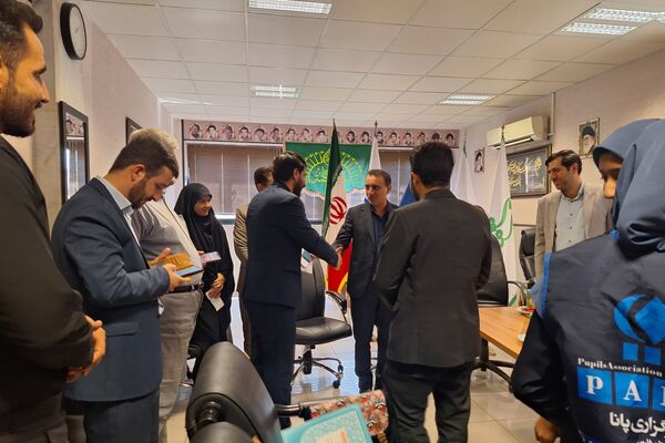 جلسه هم اندیشی و تجلیل از خبرنگاران پانا در شیراز 
