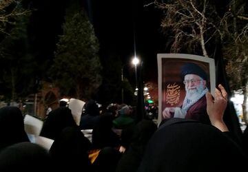 با قلبی مملو از امید؛ بیعت با امام جدید