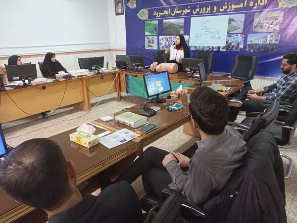 دوره توانمندسازی مربیان پیشتاز سازمان دانش‌آموزی منطقه ایجرود 