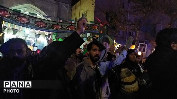 حماسه همچنان ادامه دارد 