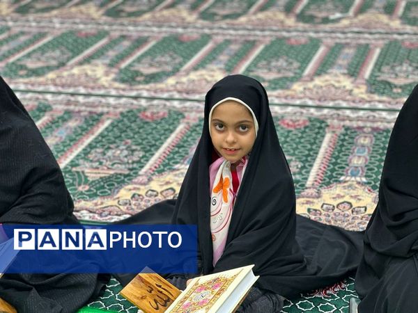 محفل انس با قرآن در دبستان دخترانه امید انقلاب بوشهر 