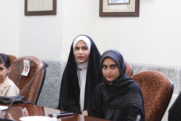 تجلیل از دانش‌آموز خبرنگاران پانا کاشان