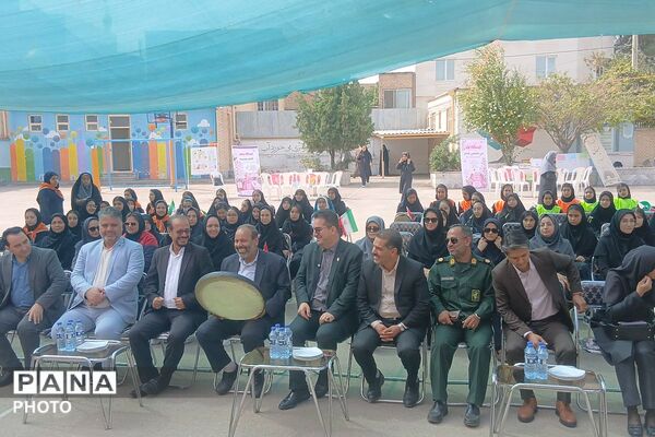 روزی که جوانه‌ها، اولین برگ‌های فصل تازه‌شان را باز کردند