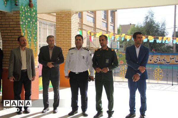 زنگ آغاز سال تحصیلی در دبیرستان دخترانه الغدیر قیامدشت 