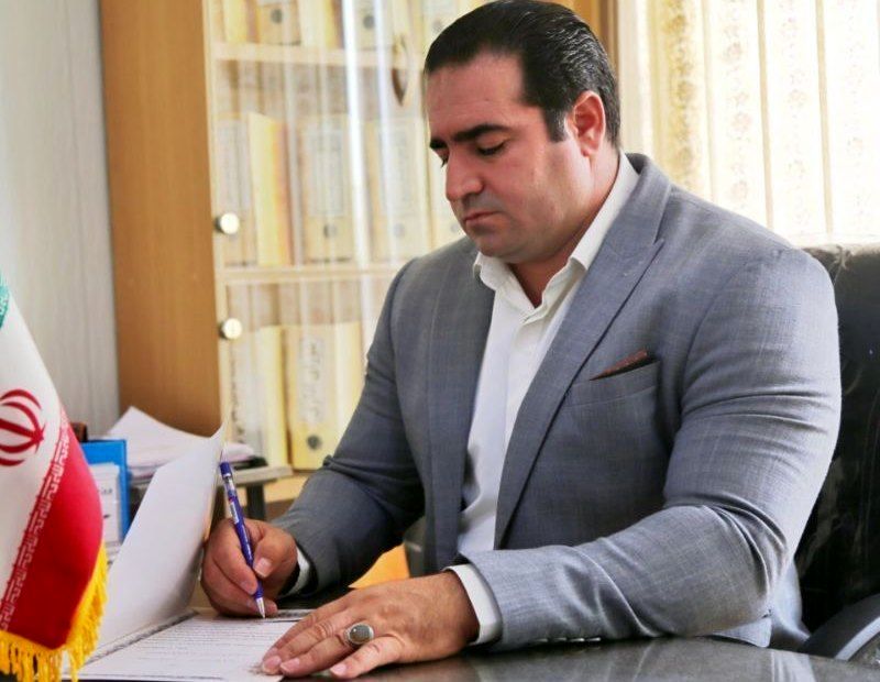 تبریک مدیر آموزش و پرورش نورآباد لرستان به قهرمان آسیایی