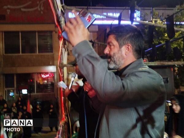 حماسه سازی مردم نیشابور در حسینیه امام خمینی (ره)