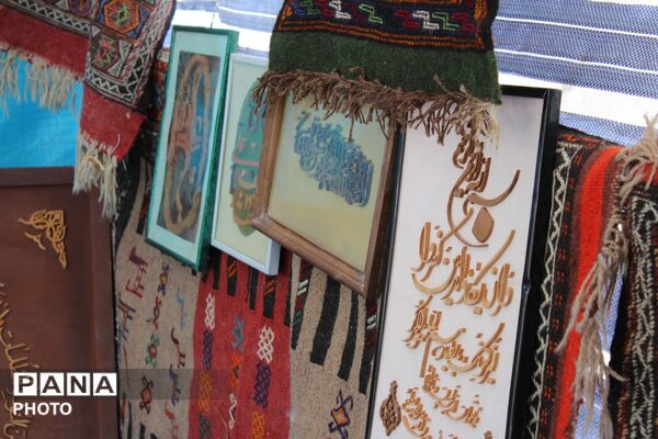 خدمت رسانی به زائران رهبر شهید در موکب آموزش و پرورش شهرستان سملقان