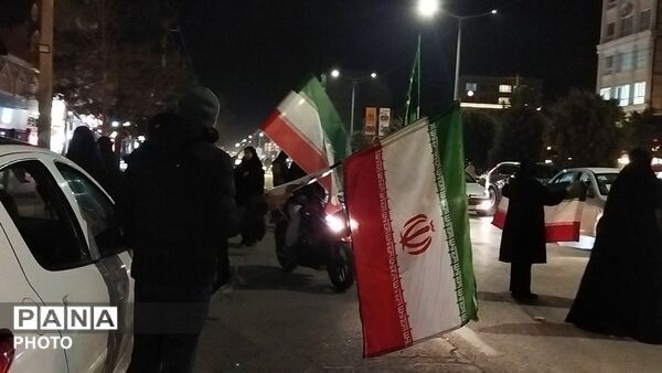 راهپیمایی ها در نیشابور همچنان ادامه دارد 