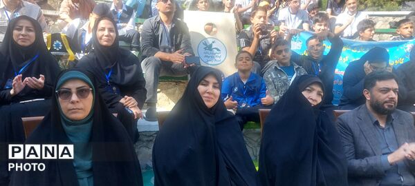 جشنواره بازی های بومی محلی کودکان و نوجوانان منطقه یک کشور در تبریز