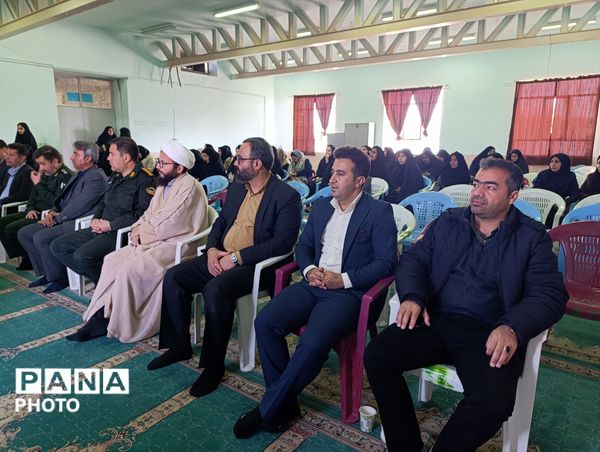 طنین قرآن، عترت و نماز در مشهدمرغاب