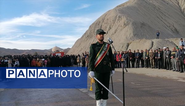 تشییع پیکر شهید گمنام در گلزار شهدای شهر بار نیشابور 