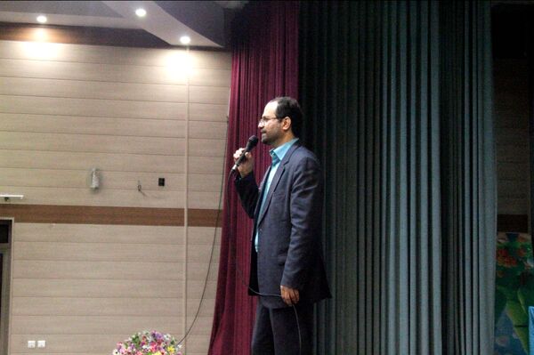آیین تجلیل از خیرین مدرسه‌ساز