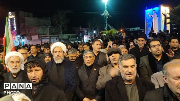 شهرستان کوهدشت هر شب خیابان هایش از مردم غیورش پر می شود