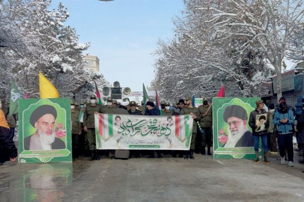 راهپیمایی پرشور ۲۲ بهمن ماه در شهرستان نیشابور