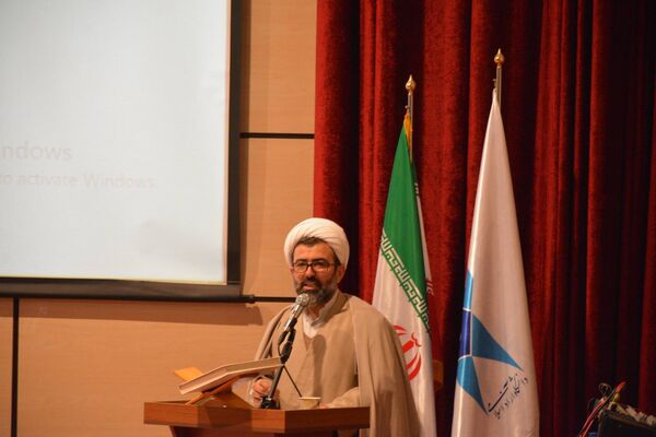 تجلیل از دانش‌آموزان فعال فرهنگی هنری مجتمع آموزشی سما منطقه پردیس 