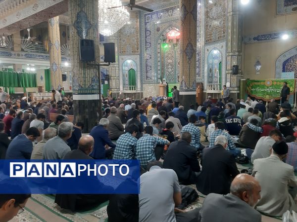 نماز عبادی سیاسی جمعه با حضور پرشور عموم مردم شهرستان ورامین