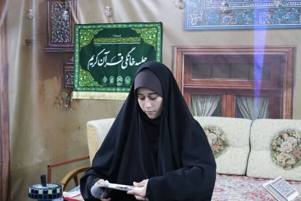برگزاری باشکوه دومین محفل قرآنی «رواق» با محوریت ترویج جلسات خانگی قرآن در شهرستان فلارد