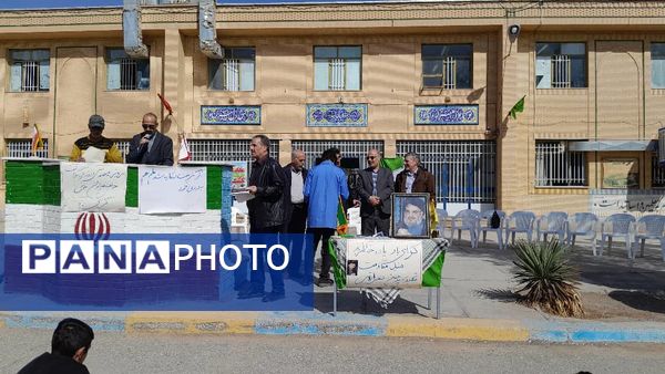 تقدیر از رتبه های برتر علمی-آموزشی، قرآنی، فرهنگی، ورزشی و هنری هنرستان شهید دیواندری سبزوار