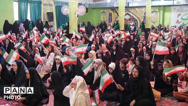 اجتماع بزرگ جشن دهه کرامت در کمالشهر 