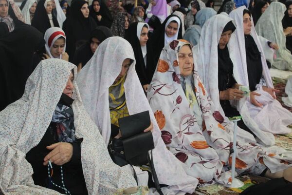 بزرگداشت مقام معلم در نماز جمعه گلوگاه 
