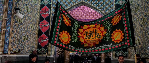 سوگواره هیئت سقایی (العطش) در حرم مطهر پیام‌آور واقعه عاشورا به ایران