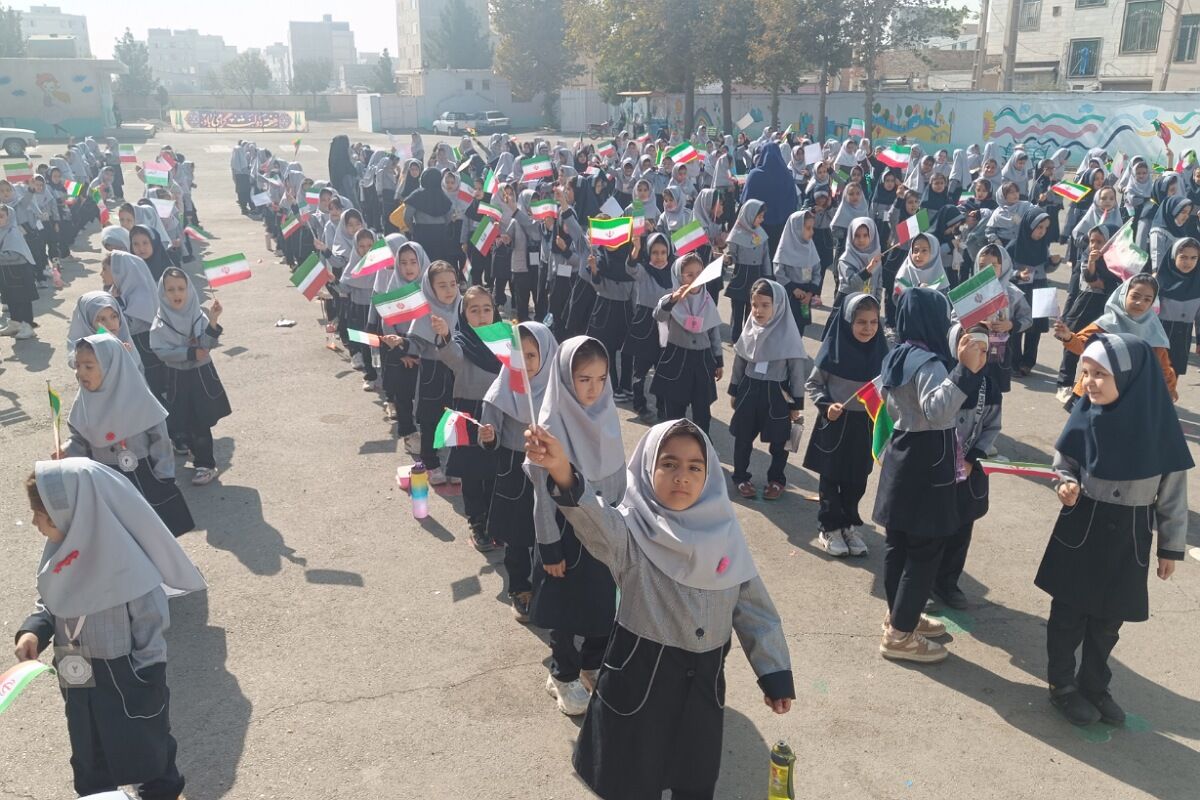 مدرسه خاستگاه هویت نسل آینده است
