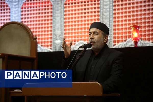 مراسم گرامیداشت شهدای اقتدار و امنیت «فراجا» در حرم حضرت معصومه(س)