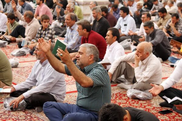  مراسم دعای پر فیض عرفه و مناجات عاشقانه امام حسین(ع) در زیارتگاه شهید آیت ا... مدرس(ره)