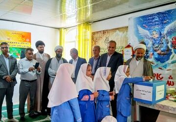 جشن عاطفه‌ها در عنبرآباد؛ آغاز فصلی تازه از همدلی دانش آموزان 