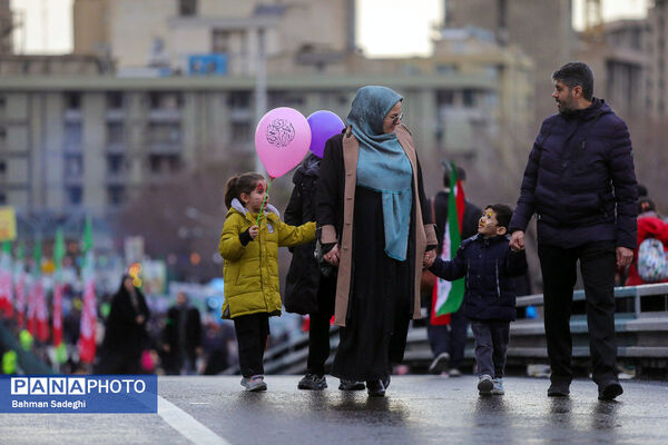 جشن خیابانی نیمه شعبان در تهران