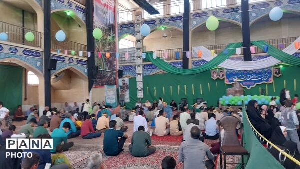 تقدیر از حافظان قرآن در جشن غدیر روستای علی آباد