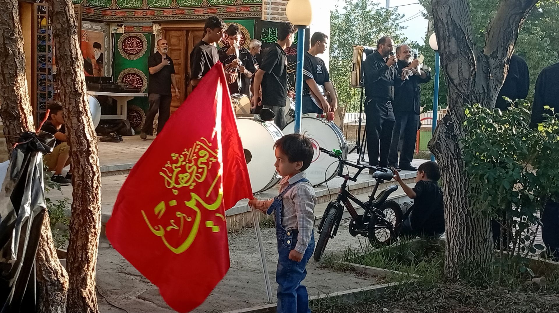 مردم تفرش در سوگ امام حسین علیه‌السلام 