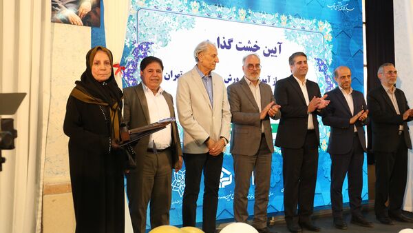 خشت گذاری ۵ پروژه‌ عمرانی منطقه ۵ آموزش و پرورش شهر تهران