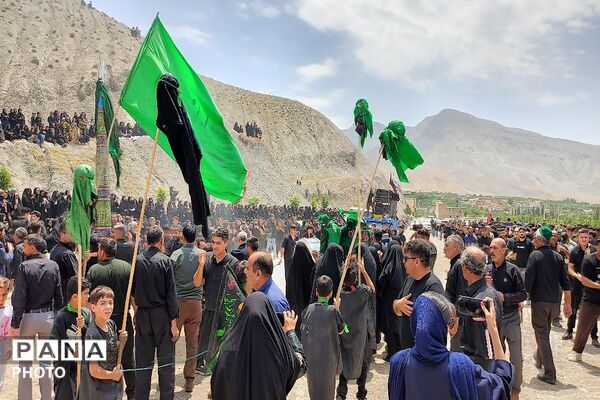 آیین باشکوه عزاداری امام حسین علیه السلام در روز عاشورای حسینی-۱