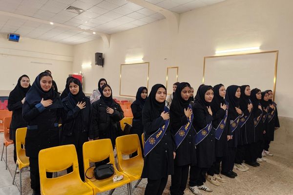 همایش همیاران مشاور دختران متوسطه اول و دوم در کانون شهید آوینی 