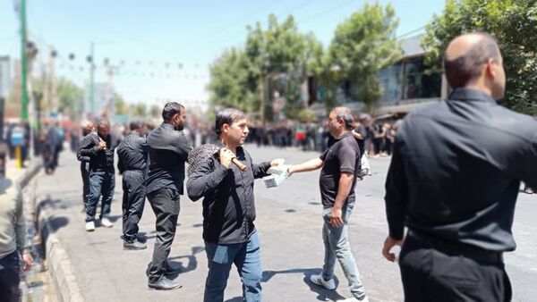 حضور پرشور کودکان و نوجوانان یاسوجی در روز عاشورا 