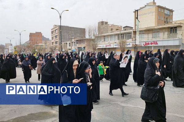 حضور پرشور مردم و مسئولان روزه‌دار شهرستان فیروزکوه پررنگ‌تر از هر سال در راهپیمایی روز قدس