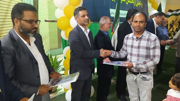 پاسداشت فرهنگیان و تقدیر از برترین‌های رودانی