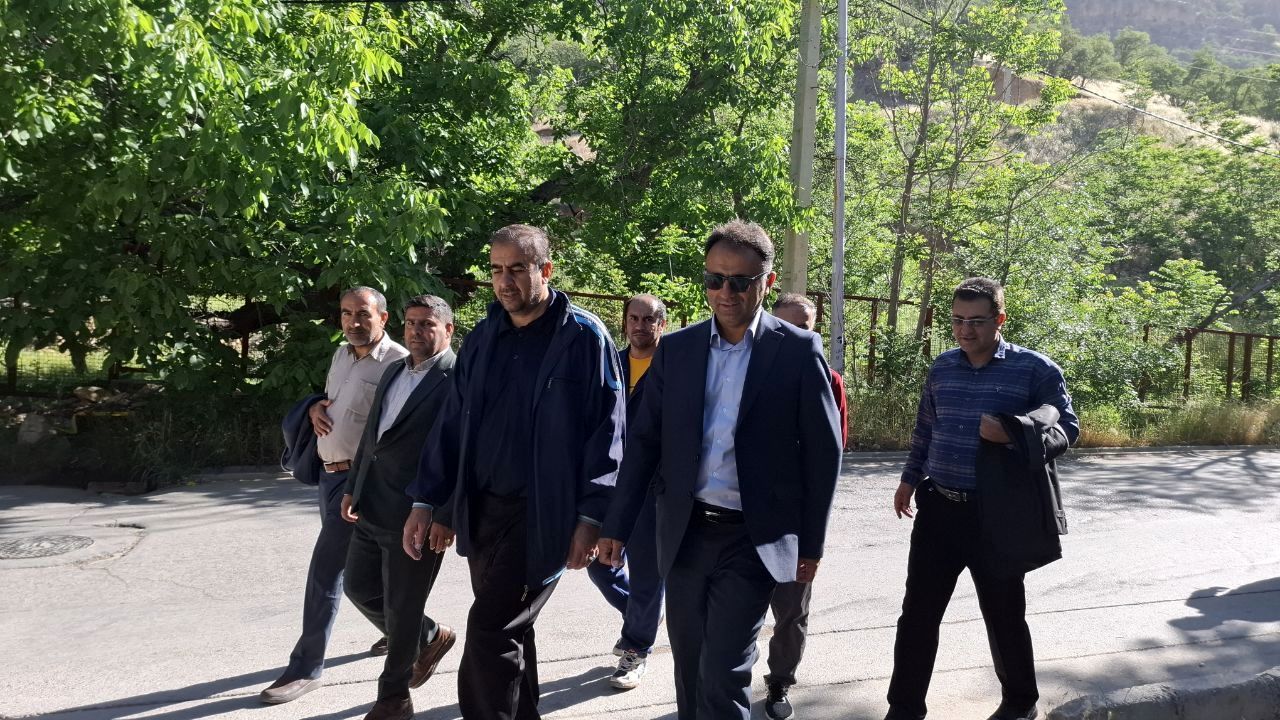 همایش پیاده‌روی کارکنان آموزش‌وپرورش کهگیلویه و بویراحمد به مناسبت هفته معلم و ولادت امام رضا (ع)