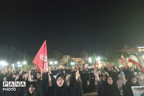 شکوه بیعت اهالی زرقان با آرمان‌های رهبر شهید